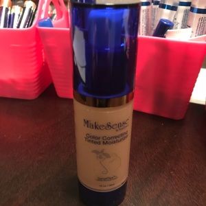 SeneGence Color Correcting Tinted Moisturizer